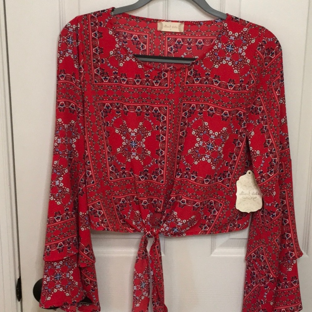Altar’d State  Bell Sleeve Cropped Tie Blouse  (S)  NWT